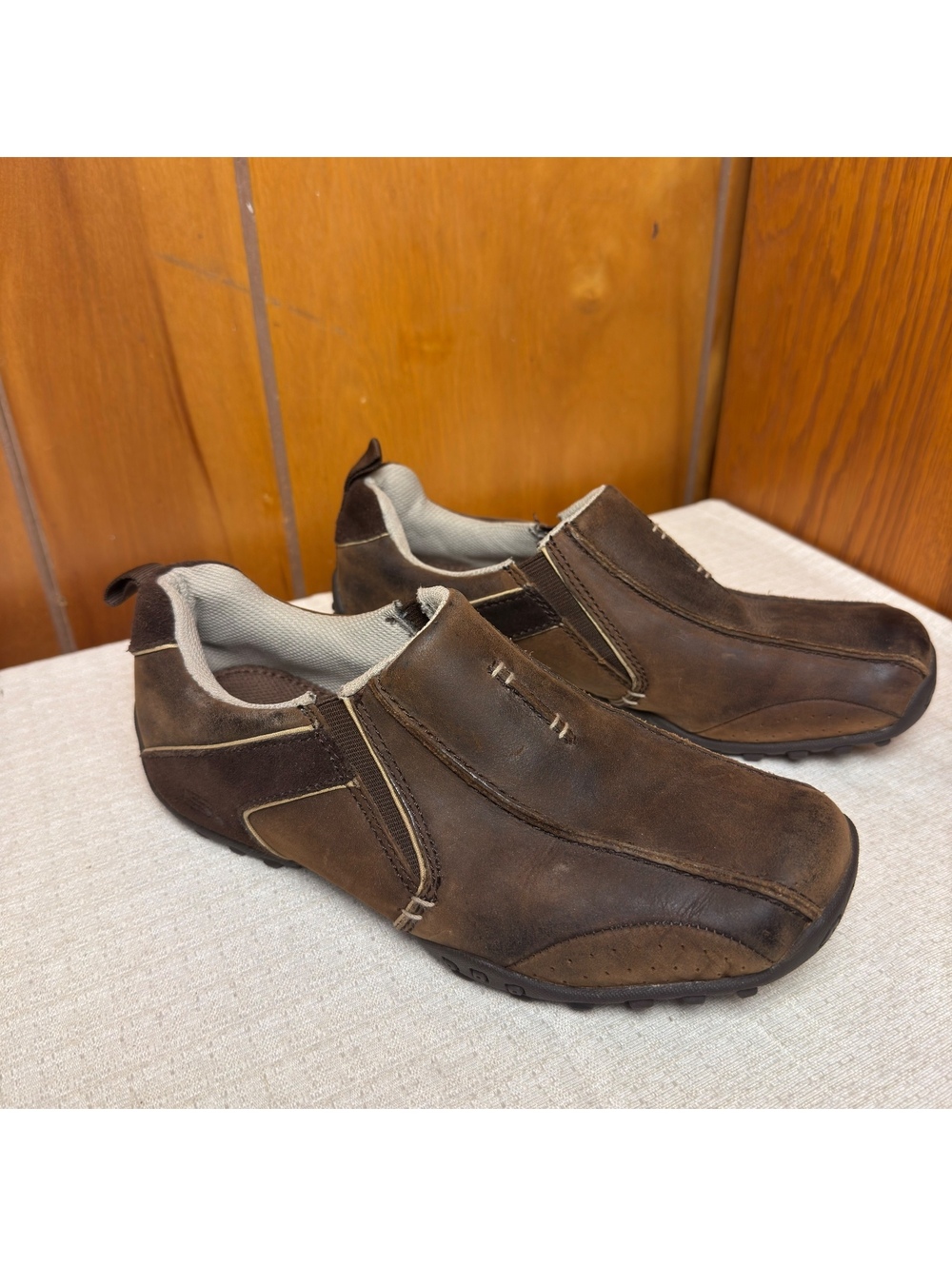 Skechers Brown Leather Slip On Shoes Womens Size 7.5 Comfort Casual Loafers - Picture 3 of 7